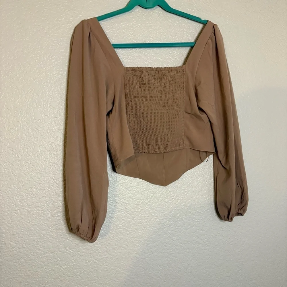 Abercrombie Long Sleeve Sweetheart Corset Top Puff Shoulder - Size M (BEIGE)